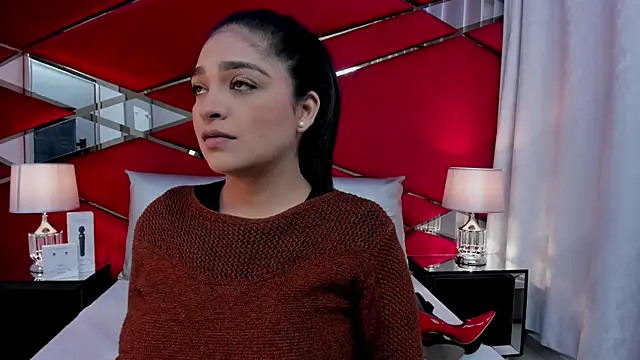 AdeleGray online show from 9, 10, 2025