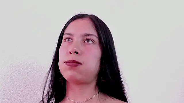 lia  Suummer online show from 9, 1, 2025