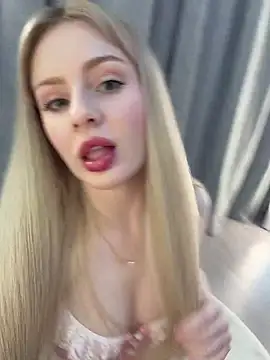 Snapshot of CaseyCumFace chatting on 27, 7, 2026 CaseyCumFace online show from 27, 7, 2026
