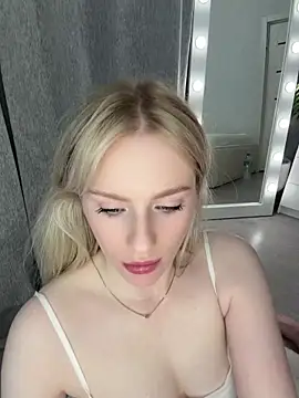 Snapshot of CaseyCumFace chatting on 28, 7, 2026 CaseyCumFace online show from 28, 7, 2026