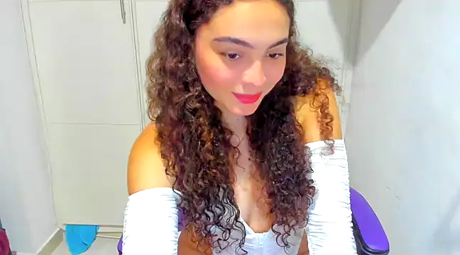 Lily anal squirt  online show from 11, 12, 2024