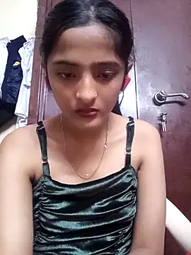 BabySlimmy10 online show from 4, 12, 2025