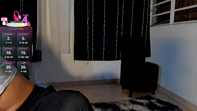 Snapshot of Dakota_M1 chatting on 2, 10, 2025 Dakota M1 online show from 2, 10, 2025