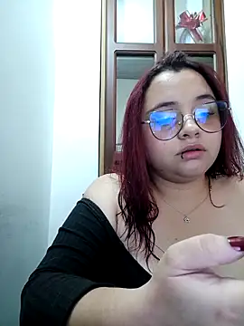 Snapshot of CURVY-HORNY chatting on 5, 5, 2026 CURVY-HORNY online show from 5, 5, 2026