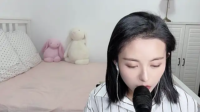 XINXINh online show from 16, 12, 2024