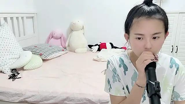 XINXINh online show from 15, 12, 2024