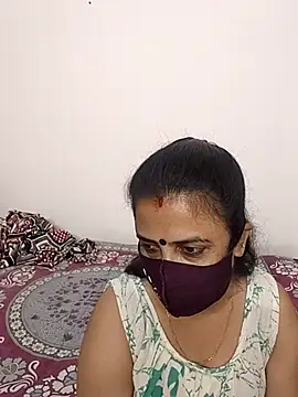 Cute-manisha online show from 8, 4, 2026