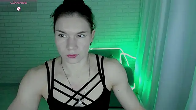 Lisa Ray online show from 24, 2, 2025