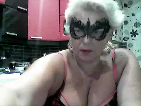 Snapshot of Lisa_Suzie chatting on 19, 7, 2026 Lisa Suzie online show from 19, 7, 2026