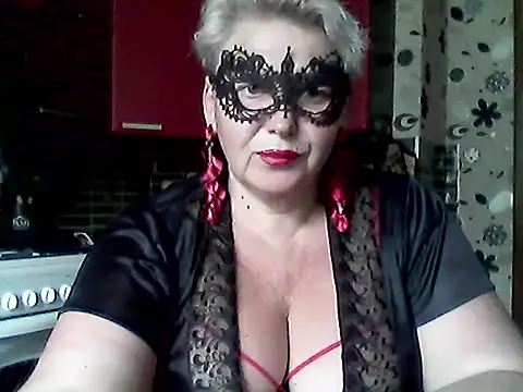 Lisa Suzie online show from 15, 5, 2026