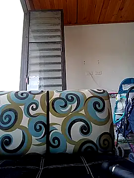 Nicol Lourdes online show from 12, 1, 2025