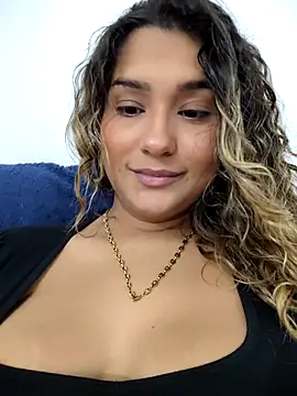 Snapshot of BrendaGirs chatting on 29, 11, 2025 BrendaGirs online show from 29, 11, 2025