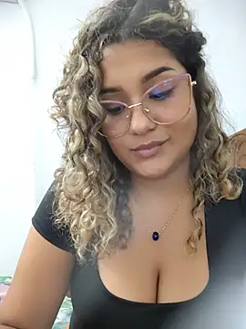 BrendaGirs online show from 5, 7, 2026