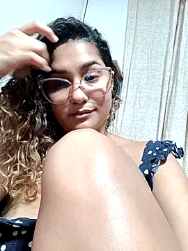 Snapshot of BrendaGirs chatting on 21, 10, 2025 BrendaGirs online show from 21, 10, 2025