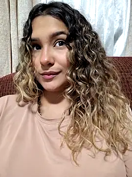 Snapshot of BrendaGirs chatting on 13, 11, 2025 BrendaGirs online show from 13, 11, 2025