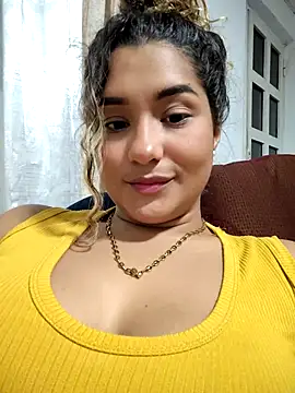 Snapshot of BrendaGirs chatting on 19, 11, 2025 BrendaGirs online show from 19, 11, 2025