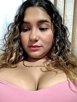 Snapshot of BrendaGirs chatting on 1, 12, 2025 BrendaGirs online show from 1, 12, 2025