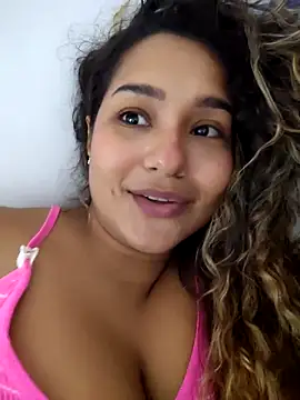 Snapshot of BrendaGirs chatting on 30, 10, 2025 BrendaGirs online show from 30, 10, 2025