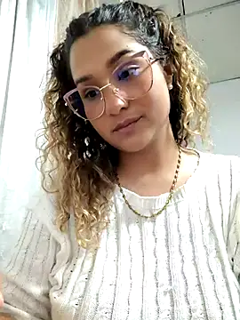 Snapshot of BrendaGirs chatting on 17, 11, 2025 BrendaGirs online show from 17, 11, 2025