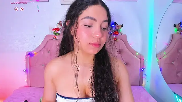 amandalee01 online show from 5, 12, 2025