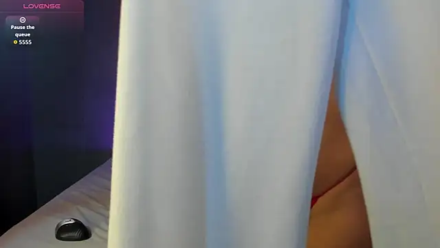 PammelaRoss1 online show from 8, 11, 2025