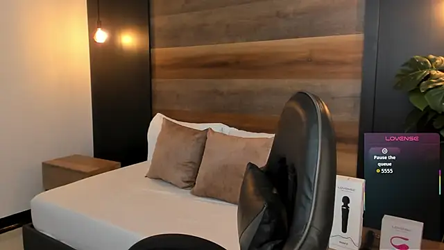 Snapshot of stephanya_ chatting on 1, 12, 2025 stephanya online show from 1, 12, 2025