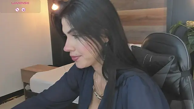 stephanya  online show from 2, 2, 2026