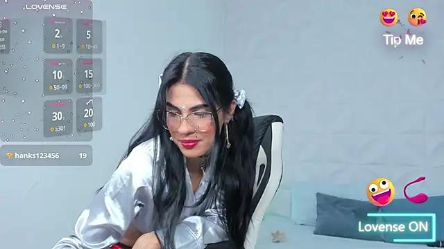 Snapshot of stephanya_ chatting on 21, 2, 2025 stephanya online show from 21, 2, 2025