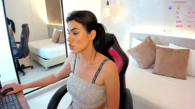 Snapshot of stephanya_ chatting on 23, 10, 2025 stephanya online show from 23, 10, 2025