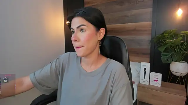 stephanya  online show from 20, 12, 2025