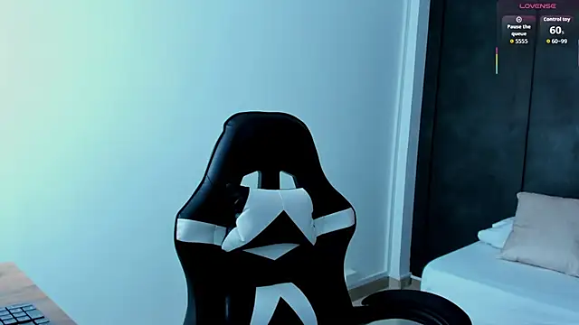 Snapshot of stephanya_ chatting on 12, 9, 2025 stephanya online show from 12, 9, 2025