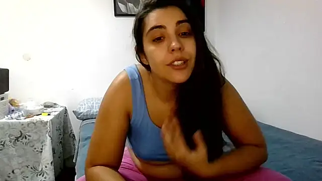 Ursumi1 online show from 24, 11, 2025