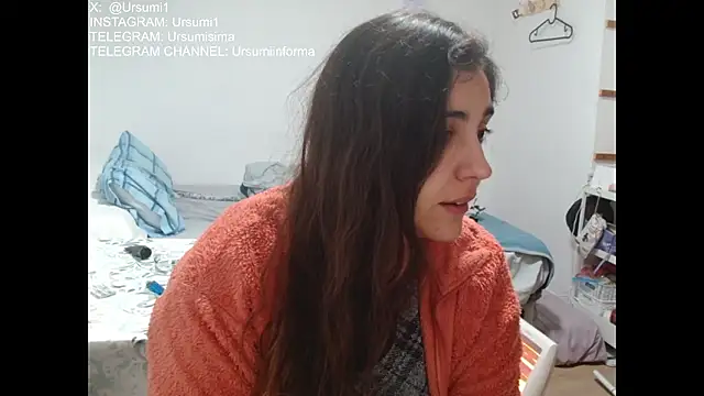 Ursumi1 online show from 7, 2, 2026