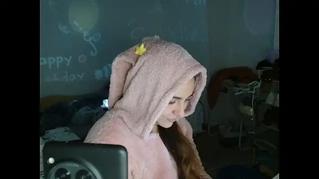 Ursumi1 online show from 13, 11, 2025