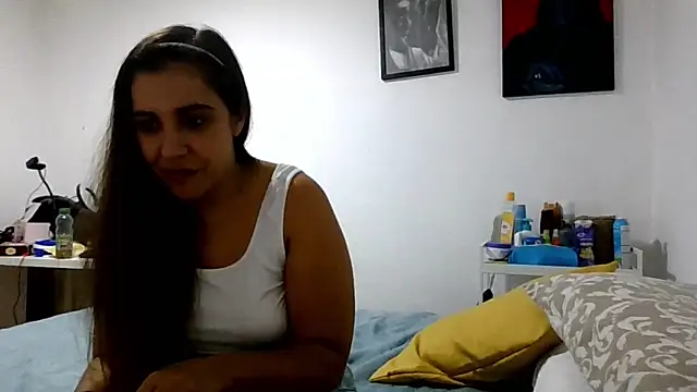 Ursumi1 online show from 26, 10, 2025