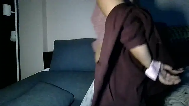 Ursumi1 online show from 9, 11, 2025