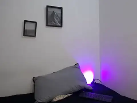 aria jhonsson online show from 10, 1, 2025