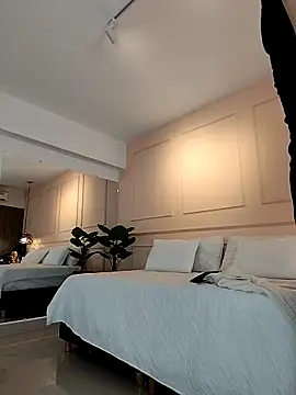 SHARONN     online show from 25, 11, 2025