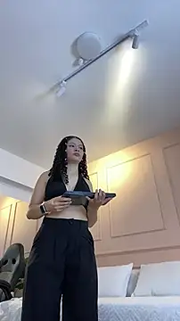 SHARONN     online show from 19, 6, 2026