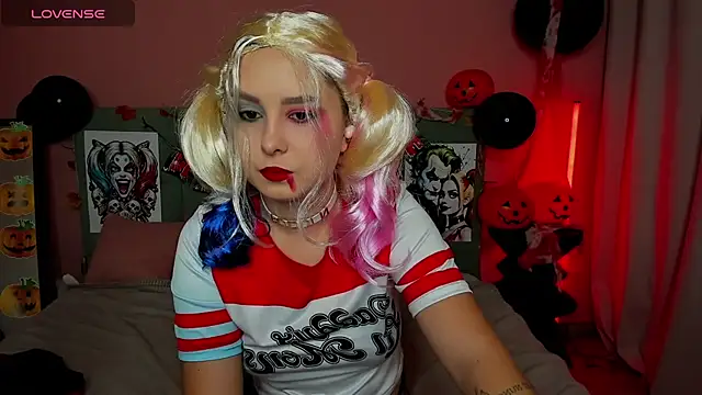 BeatriceReeves online show from 23, 10, 2025