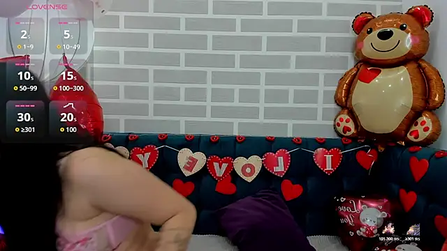 BeatriceReeves online show from 5, 2, 2026