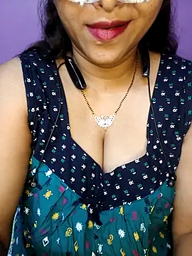 Sexy Mona Bhabhi online show from 17, 3, 2026