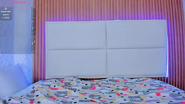 aggy castel online show from 28, 2, 2026