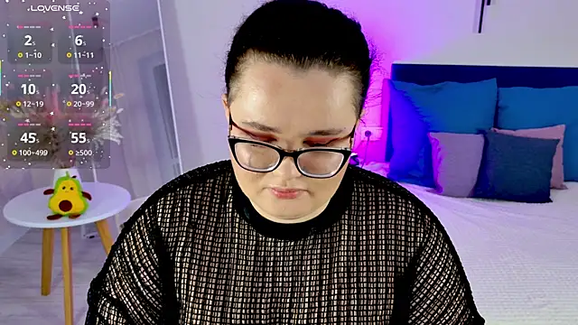 Jessica Joy online show from 25, 2, 2025
