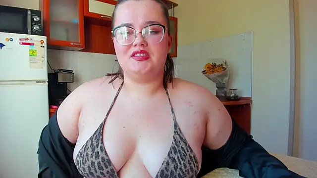 Jessica Joy online show from 3, 10, 2025