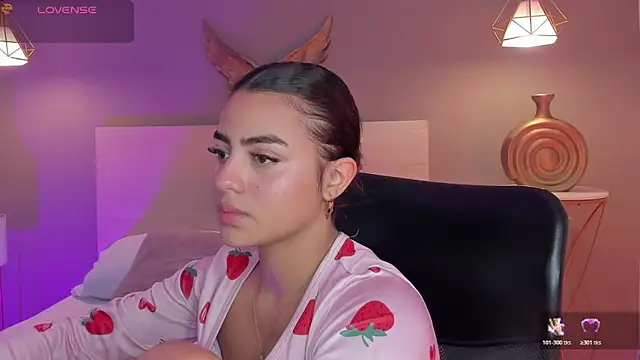 Snapshot of yaya23x chatting on 3, 6, 2026 yaya23x online show from 3, 6, 2026