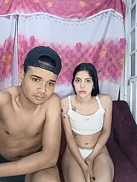 Snapshot of DanielaySeba chatting on 29, 1, 2025 DanielaySeba online show from 29, 1, 2025