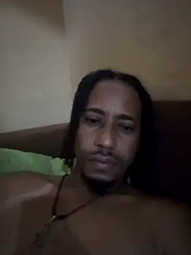 Alexpitt3131 online show from 9, 12, 2024