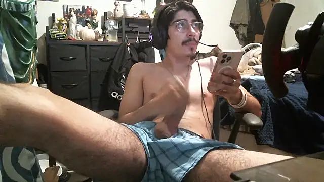 Snapshot of superog122 chatting on 25, 10, 2025 superog122 online show from 25, 10, 2025