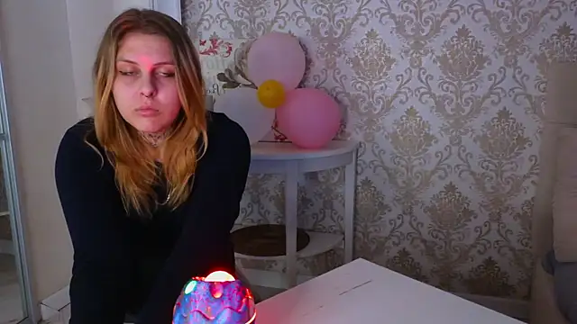 EngelCoombs online show from 11, 12, 2024